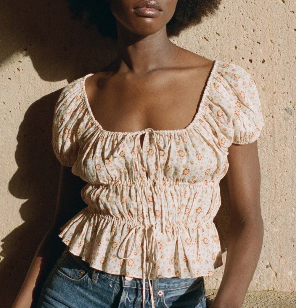 DOEN Adie Top in Alabaster Countryside Calico Floral Print L
